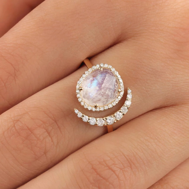 Bague-pierre-de-lune-en-or