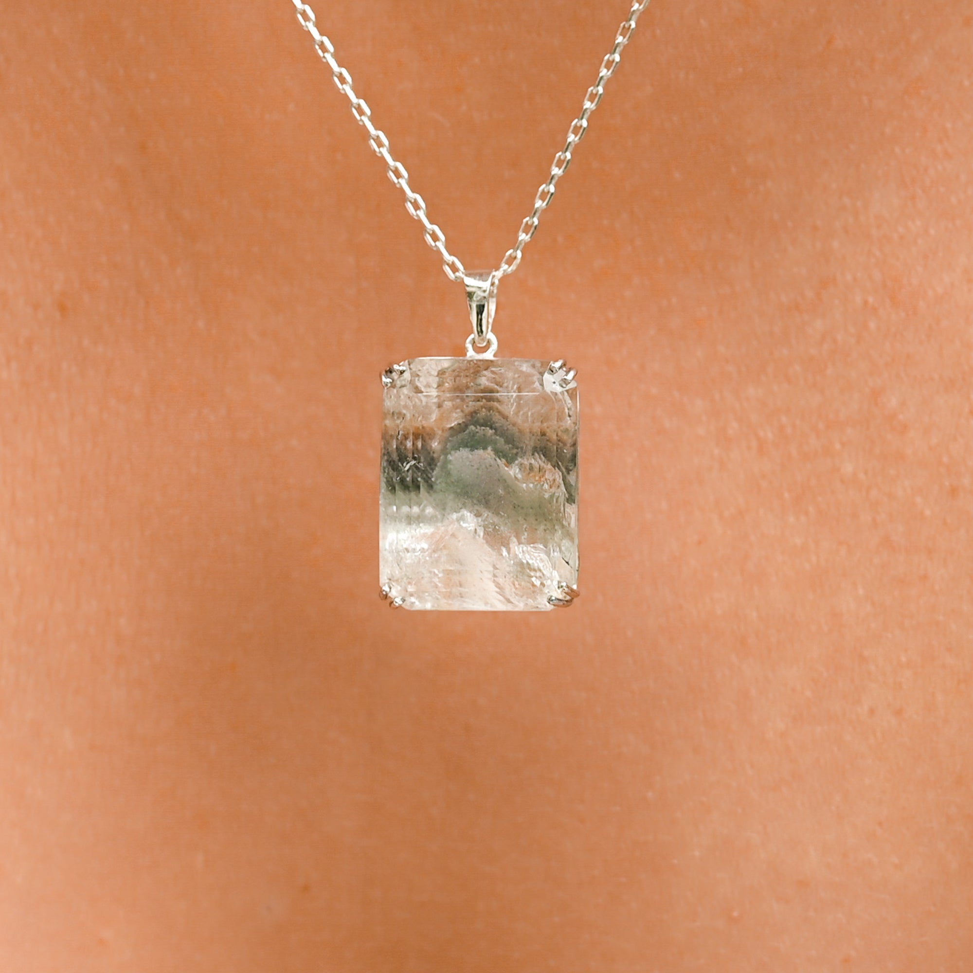 Collier "Quartz à inclusions"