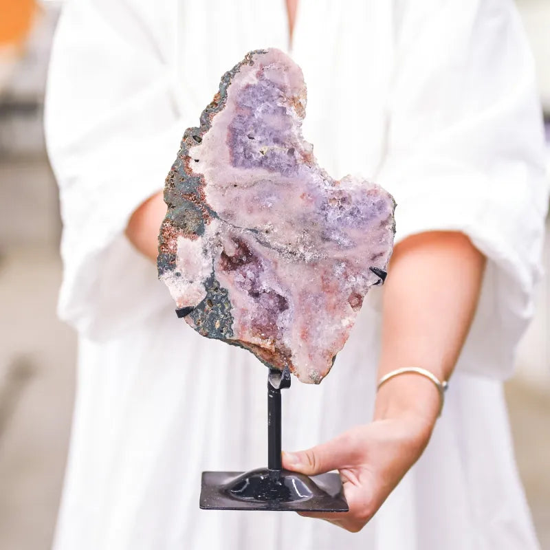 Amethyste Rose sur Socle