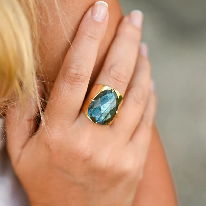 Bague en Labradorite