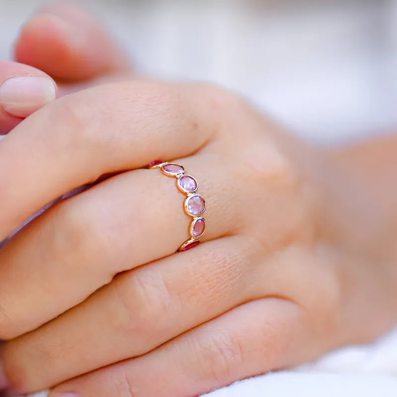 Bague éternité en Saphir Rose