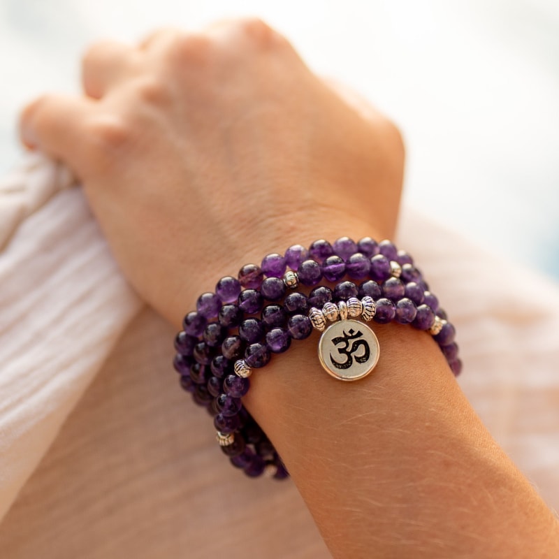 Bracelet Mala Améthyste-Om | Univers Minéral