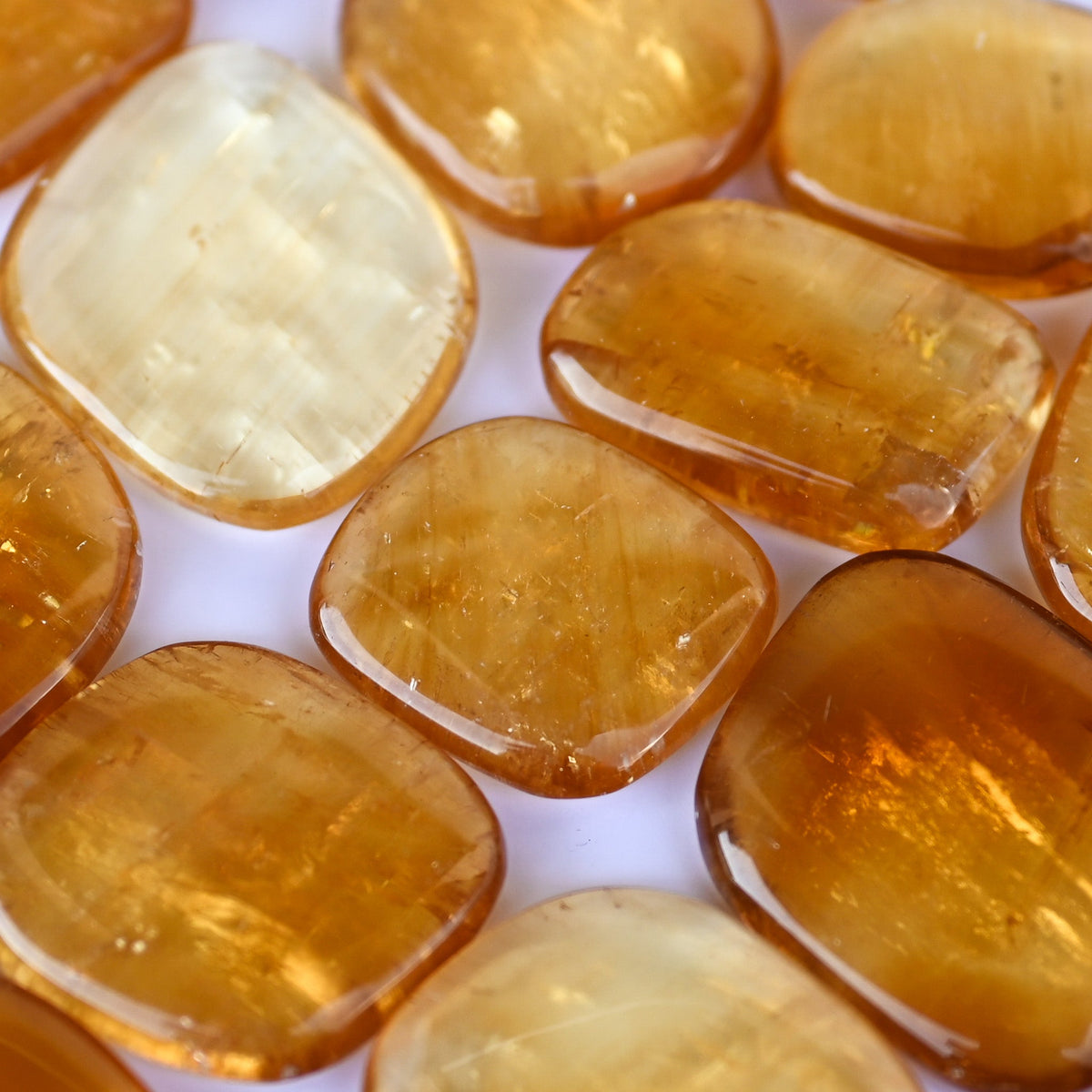 Calcite miel - galet