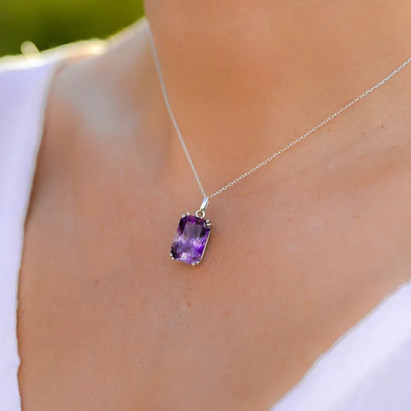 Collier ’Améthyste de Mahajanga’