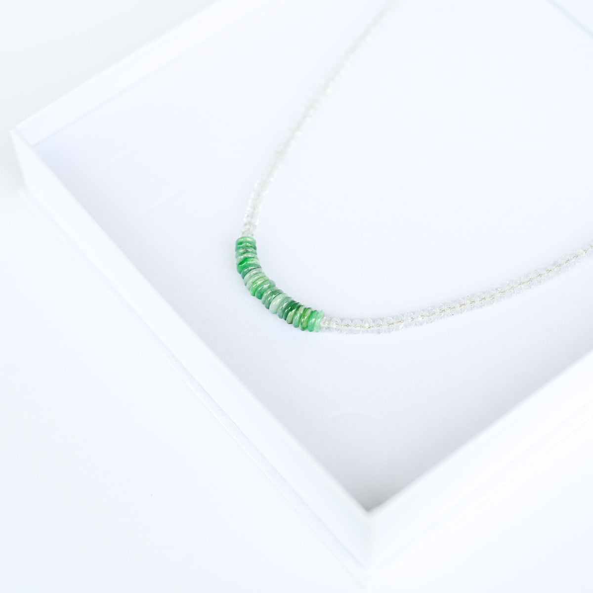 Collier Cristal de Roche et perles de Jade