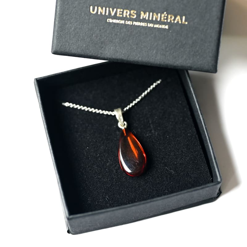Collier d’Ambre rouge | Univers Minéral