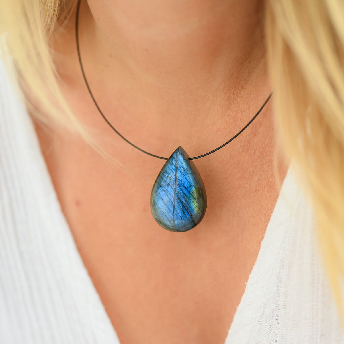 Collier labradorite bleue
