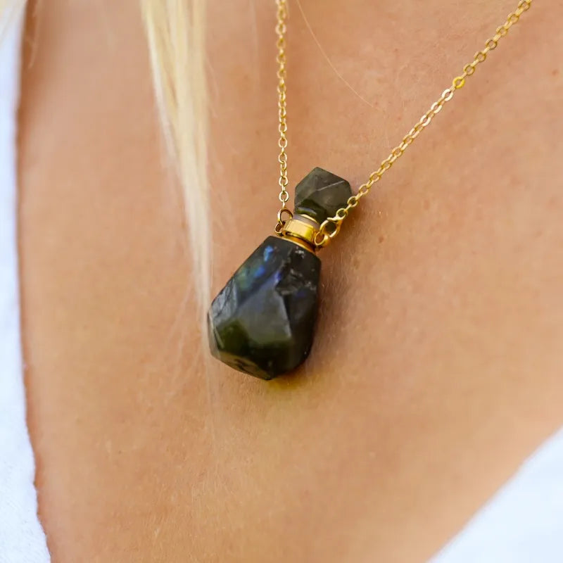 Collier Labradorite ’Pendentif Fiole’