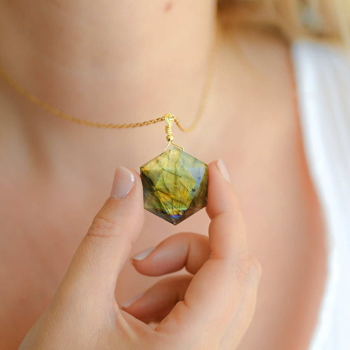 Collier labradorite sacré
