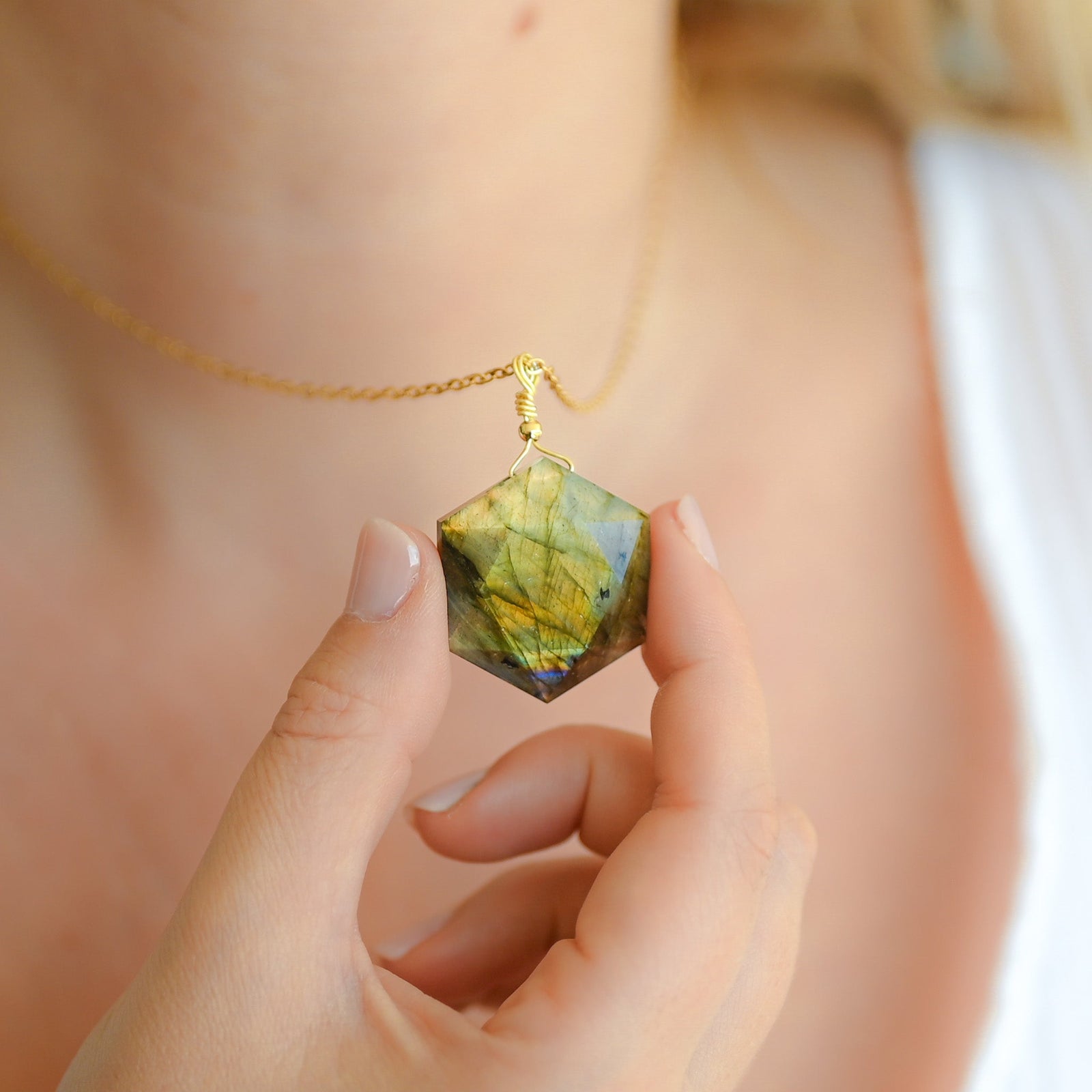 Collier labradorite sacré