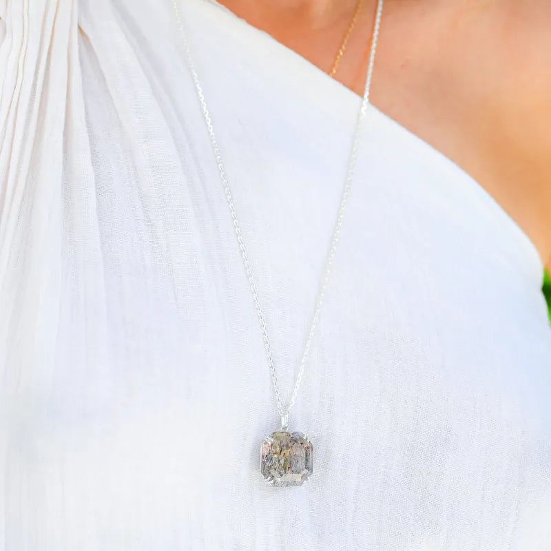 Collier ’Quartz à inclusions’