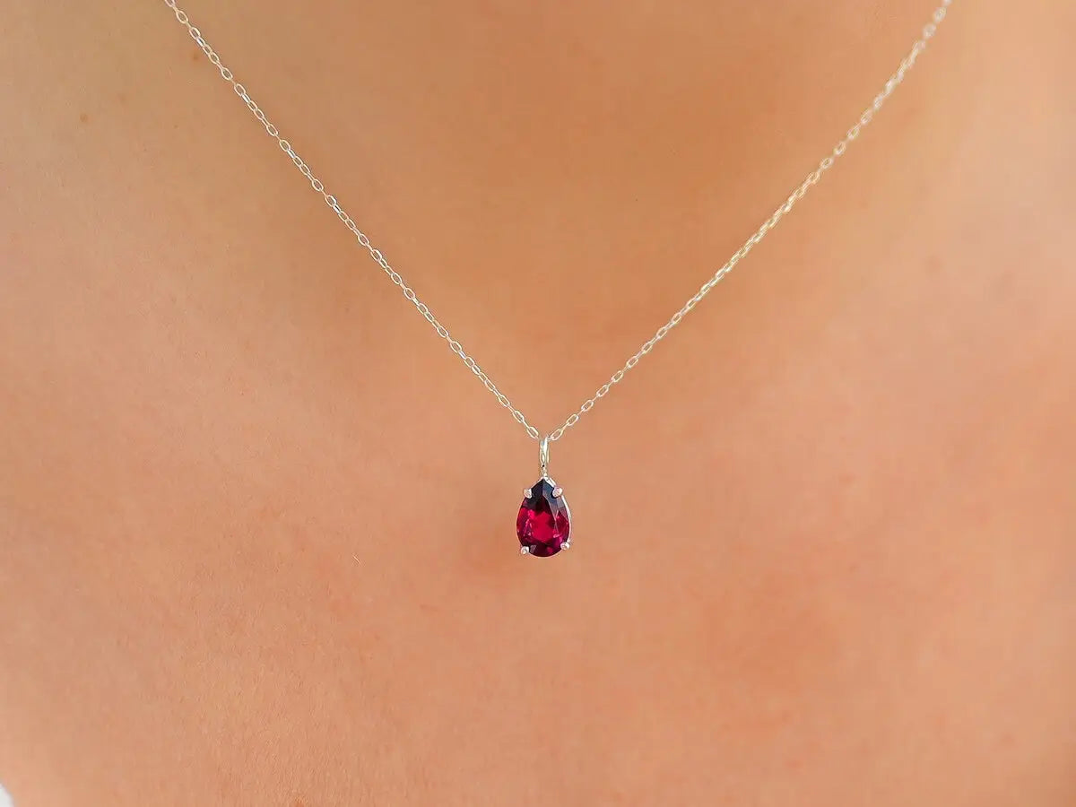 Rhodolite: vertus bienfaits et signification de la pierre