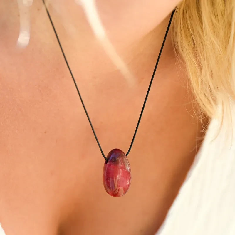 Collier Thulite