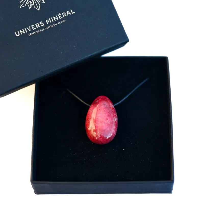 Collier Thulite