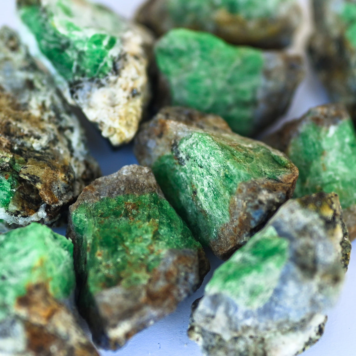 Grenat Tsavorite brut