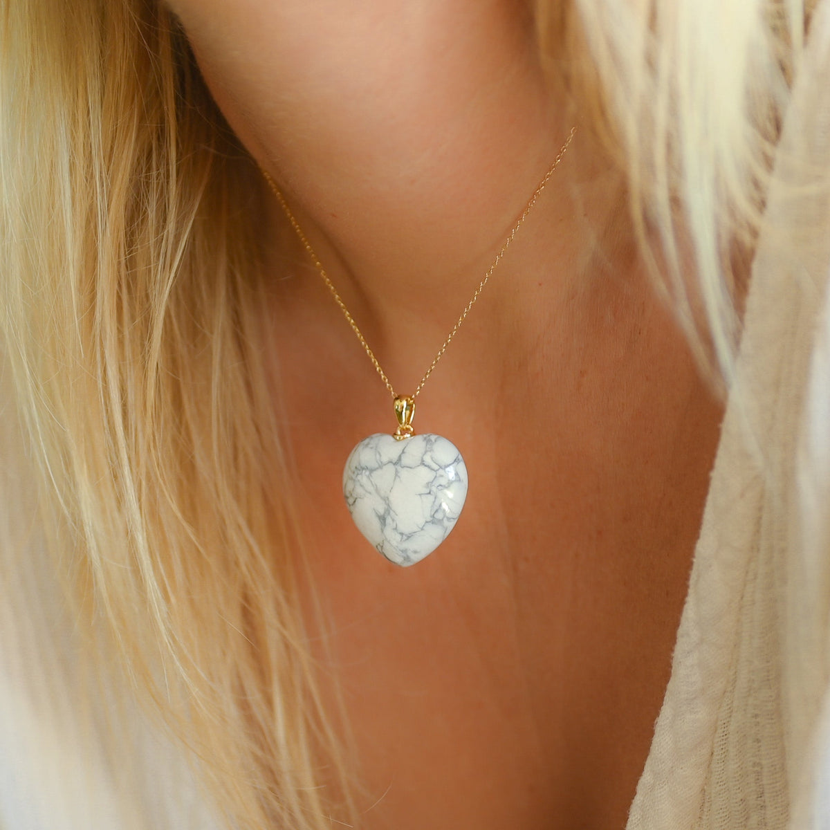 Pendentif coeur howlite