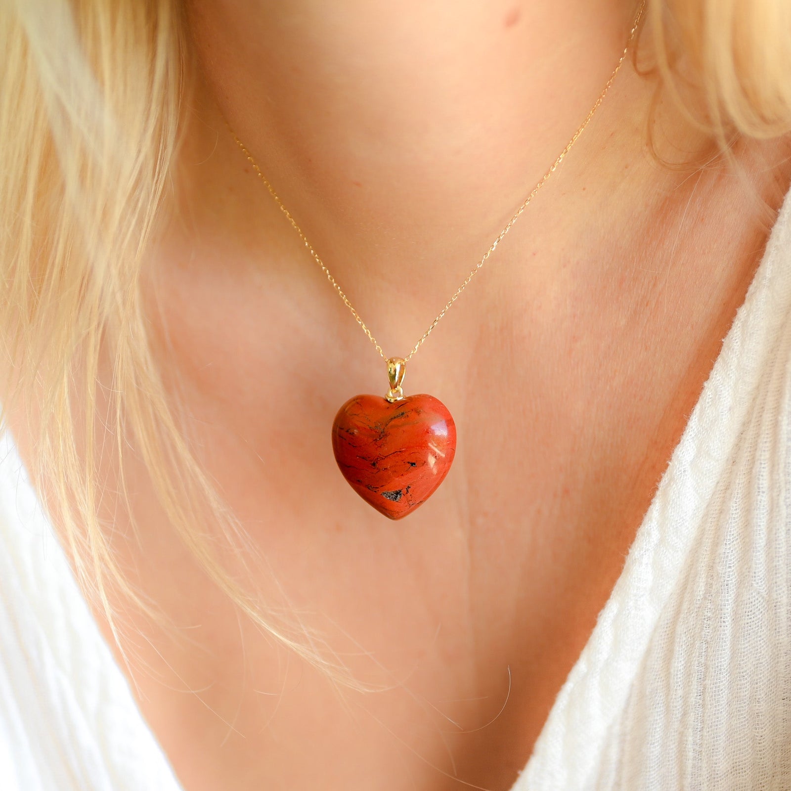 Pendentif coeur jaspe rouge