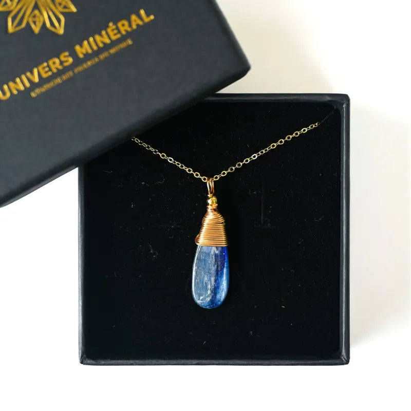 Pendentif Cyanite ’Larme du Brésil’