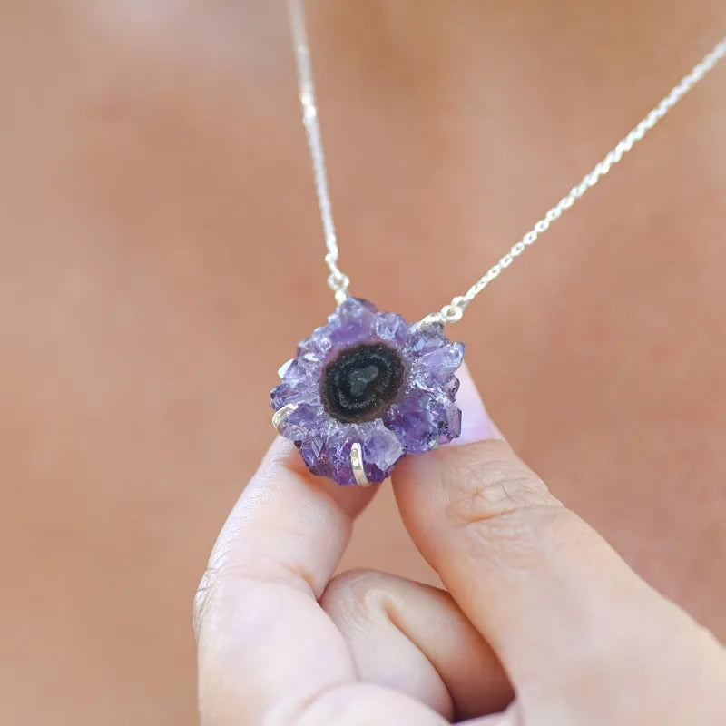 Pendentif en Améthyste solaire ’Etoile d’Uruguay’