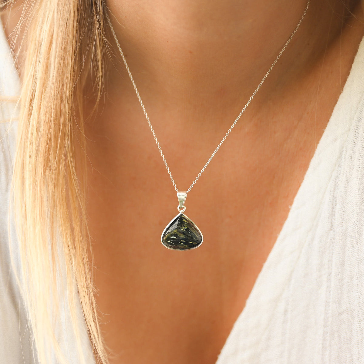 Pendentif Nuummite