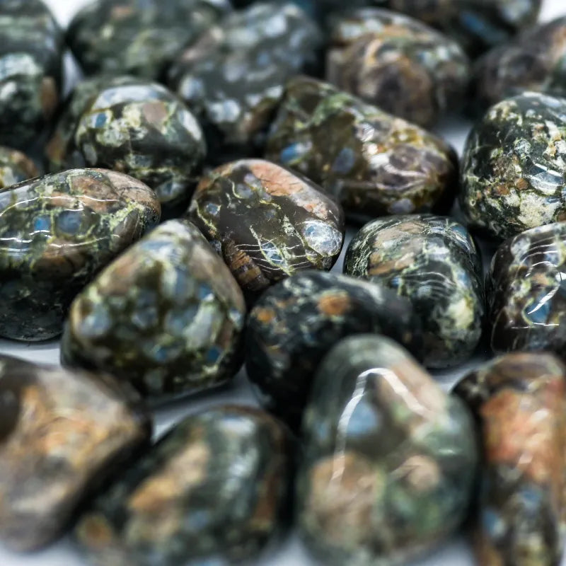 Pierre libérite bleue