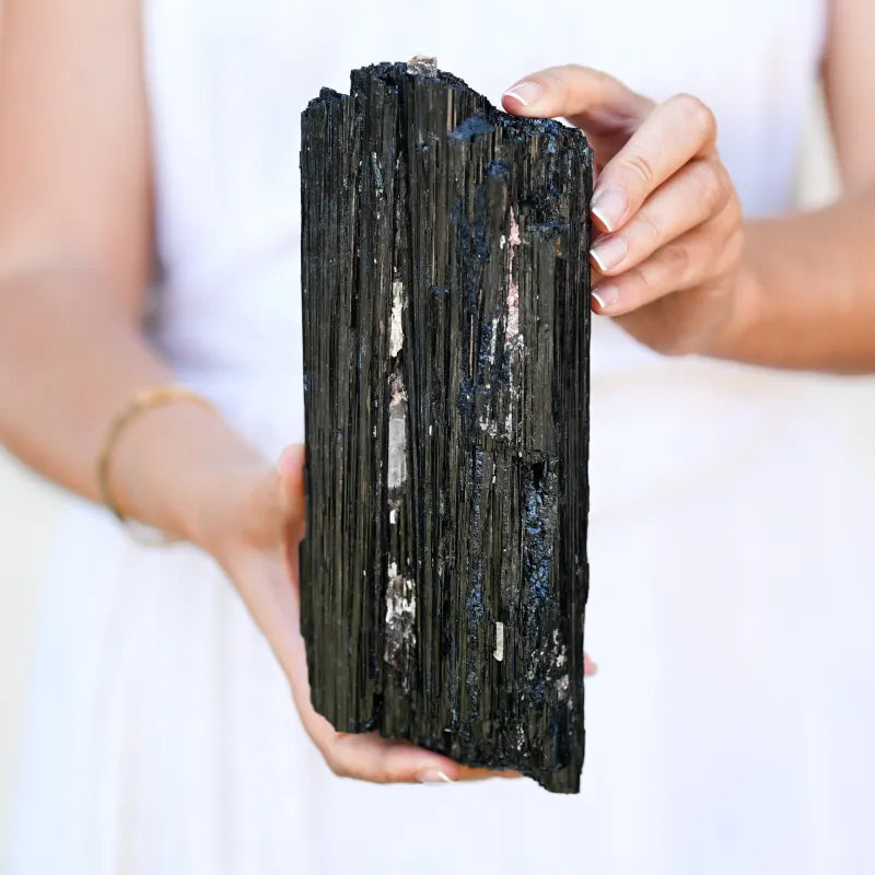 Tourmaline noire brute